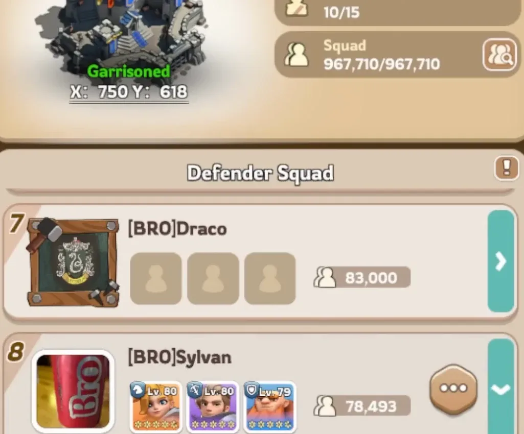 Kingshot alliance headquarters defence screen showing garrison slots filled at 10 of 15, total squad capacity, and the defender squad list with each member's troop count